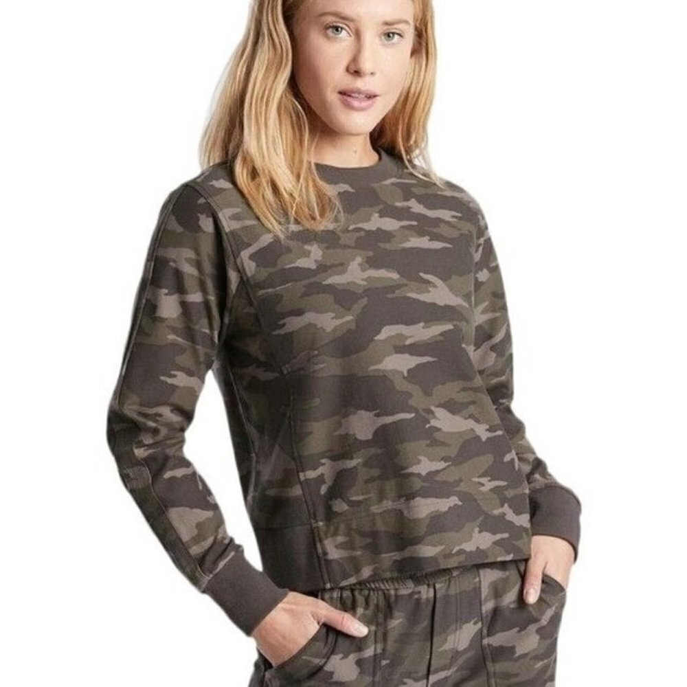 Athleta Farallon Camo Sweatshirt Small‎